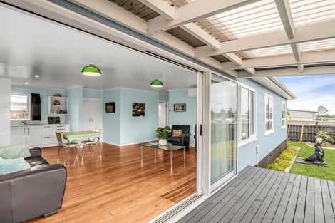 Photo of property in 31 Matai Street, Castlecliff, Whanganui, 4501