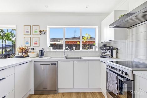 Photo of property in 12 Kakaho Drive, Tawhero, Whanganui, 4501