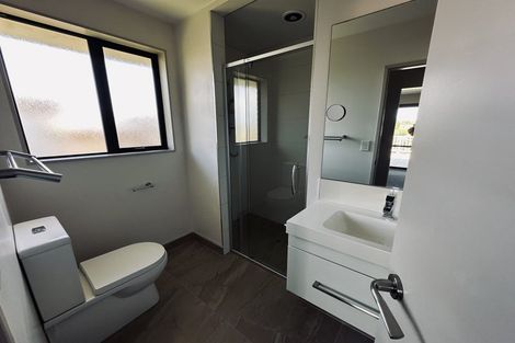 Photo of property in 4 Rooseville Mews, Pukekohe, 2120