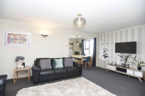 Photo of property in 52 Holloway Street, Waikiwi, Invercargill, 9810