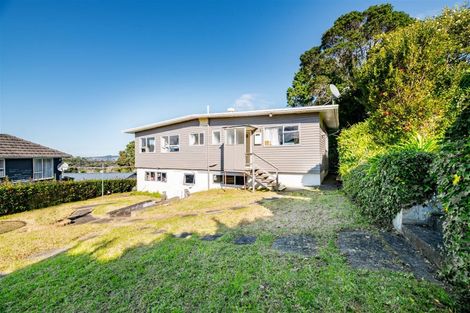 Photo of property in 14 Donovan Avenue, Massey, Auckland, 0614