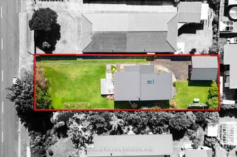 Photo of property in 289 Royal Road, Massey, Auckland, 0614