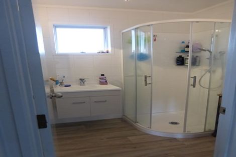 Photo of property in 126a Mayfair Avenue, Whangamata, 3620