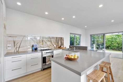 Photo of property in 11a Cullen Street, Mangawhai Heads, Mangawhai, 0505