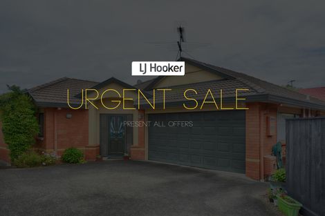 Photo of property in 2/11 Pat O'connor Place, Manurewa, Auckland, 2105