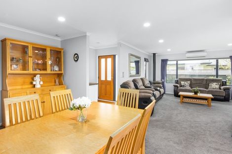 Photo of property in 3 Amanda Place, Mayfair, Hastings, 4122