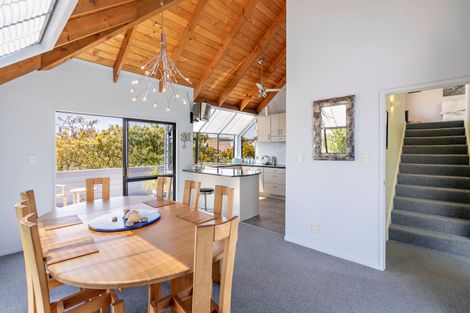 Photo of property in 15 Park Rise, Campbells Bay, Auckland, 0630