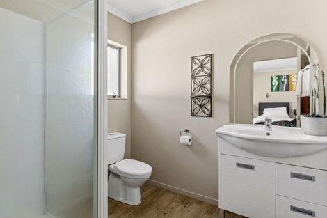 Photo of property in 27a Mill Road, Clive, 4102