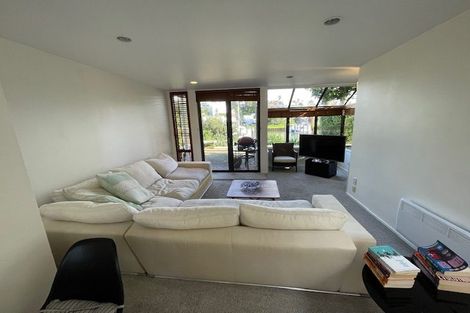 Photo of property in 2/12 Craig Road, Milford, Auckland, 0620