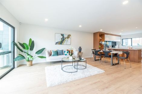 Photo of property in 6 Meritage Lane, Te Atatu South, Auckland, 0610