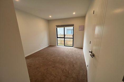Photo of property in 9 Ti Kouka Place, Te Atatu Peninsula, Auckland, 0610