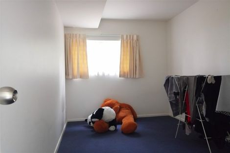 Photo of property in 7 Wendell Place, Greenlane, Auckland, 1061