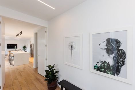 Photo of property in 36 Dogwood Way, Milson, Palmerston North, 4414