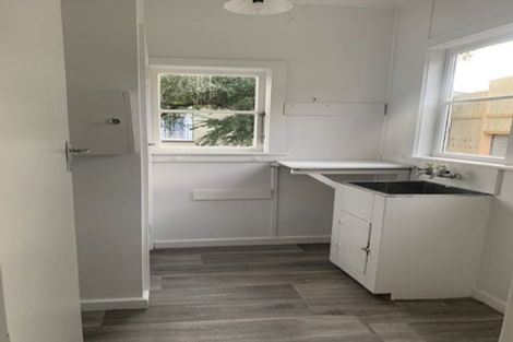 Photo of property in 2/4 Rodney Street, Waiwhetu, Lower Hutt, 5010