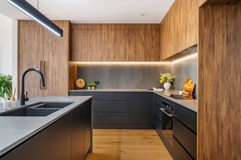 Photo of property in 6 Simpson Crescent, Wanaka, 9305