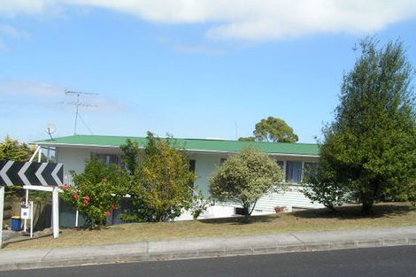 Photo of property in 46 Richards Avenue, Forrest Hill, Auckland, 0620