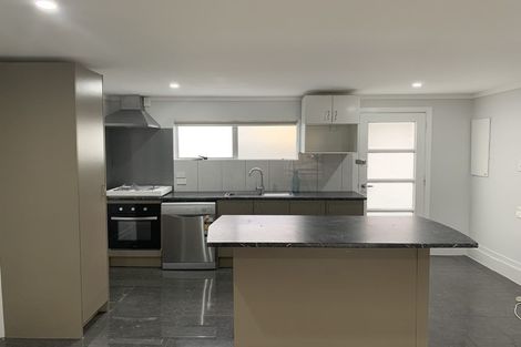 Photo of property in 39 Mataroa Road, Mount Wellington, Auckland, 1062