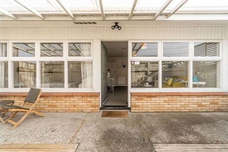 Photo of property in 4/188 Captain Springs Road, Onehunga, Auckland, 1061