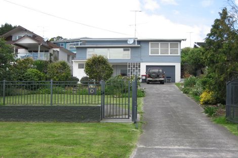Photo of property in 43 De Luen Avenue, Tindalls Beach, Whangaparaoa, 0930