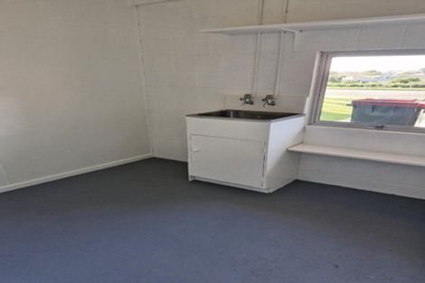 Photo of property in 20 Alberta Road, Glen Avon, New Plymouth, 4312