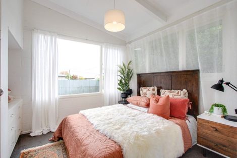 Photo of property in 2/204a Park Road South, Akina, Hastings, 4122