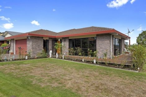 Photo of property in 7 Silhouette Way, Western Heights, Hamilton, 3200