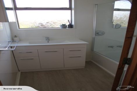 Photo of property in 74 Atherfold Crescent, Greenmeadows, Napier, 4112