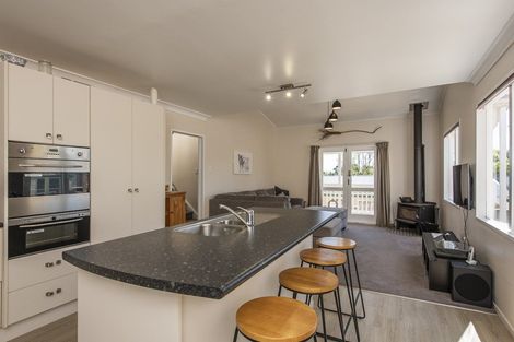 Photo of property in 21 Tararua Street, Paraparaumu, 5032