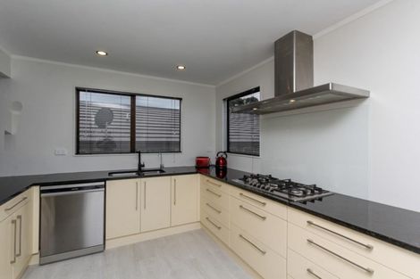 Photo of property in 10 Antonia Place, Bell Block, New Plymouth, 4312