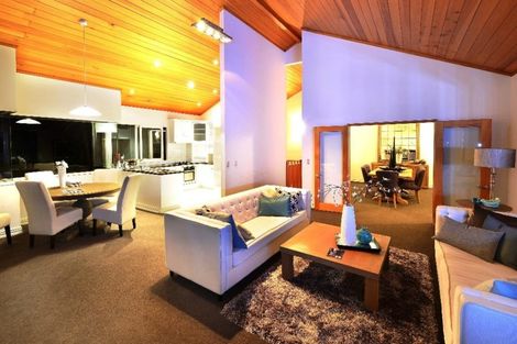 Photo of property in 11 Duncansby Road, Stanmore Bay, Whangaparaoa, 0932