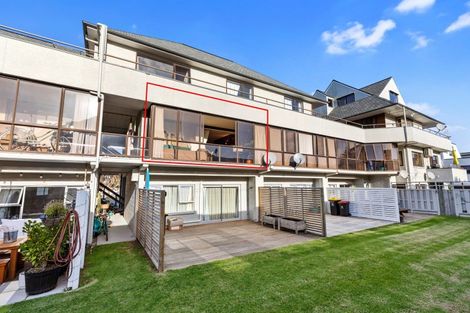 Photo of property in 40m Maunganui Road, Mount Maunganui, 3116