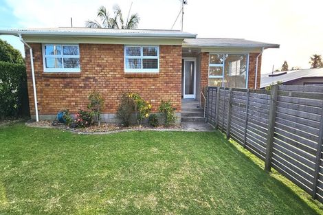 Photo of property in 15a Hall Road, Matua, Tauranga, 3110