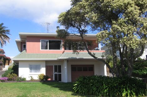 Photo of property in 8a Ngarata Avenue, Mount Maunganui, 3116