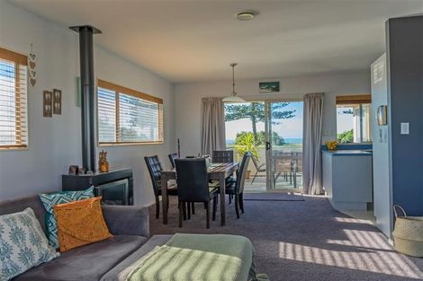 Photo of property in 100 Te Awa Avenue, Te Awa, Napier, 4110