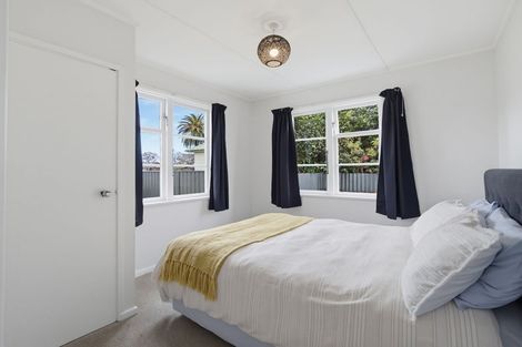 Photo of property in 56 Douglas Mclean Avenue, Marewa, Napier, 4110