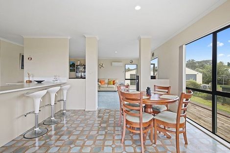 Photo of property in 915 East Coast Road, Kaiaua, Pokeno, 2473