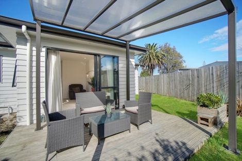 Photo of property in 6a Arnwood Street, Manurewa, Auckland, 2102