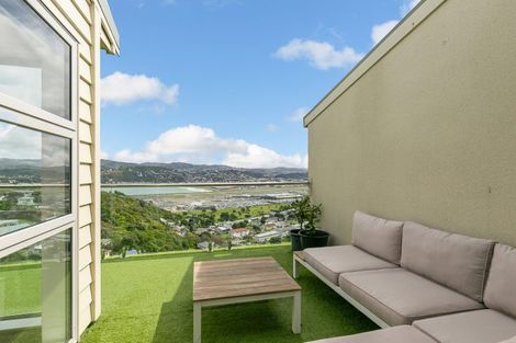 Photo of property in 15 Birkhall Grove, Strathmore Park, Wellington, 6022