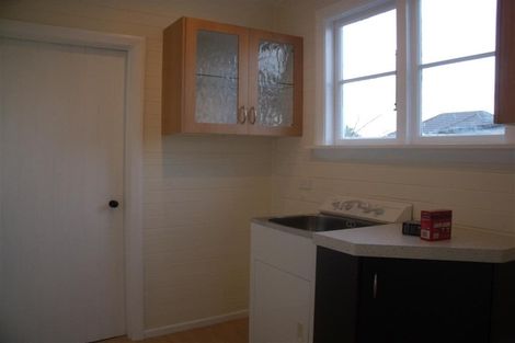 Photo of property in 9 Vagues Road, Northcote, Christchurch, 8052