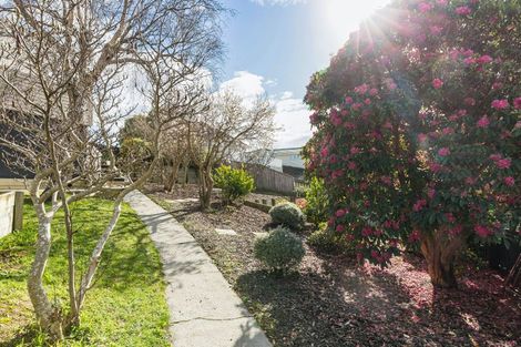 Photo of property in 3 Bell Street, Tawa, Wellington, 5028