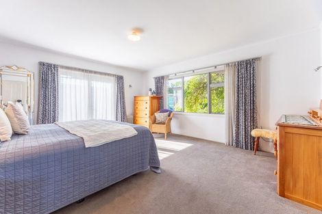 Photo of property in 51-53 Tennis Court Road, Raumati South, Paraparaumu, 5032