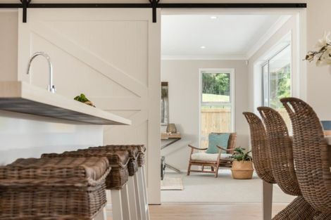 Photo of property in 7 Lakeside Terrace, Omokoroa, 3114