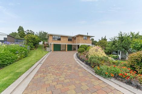 Photo of property in 5 Whakapaki Street, Urenui, 4375