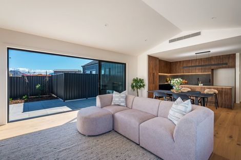 Photo of property in 6 Simpson Crescent, Wanaka, 9305