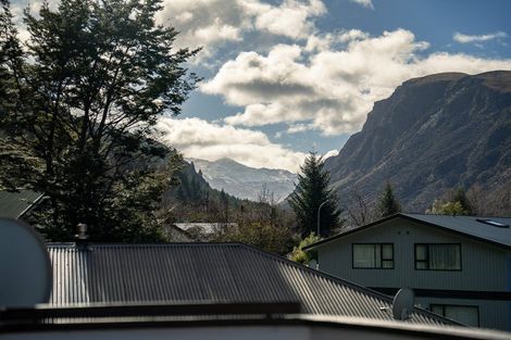 Photo of property in 8a Kiely Lane, Queenstown, 9300