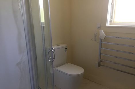 Photo of property in 6 Russell Road, Wainui, Silverdale, 0992