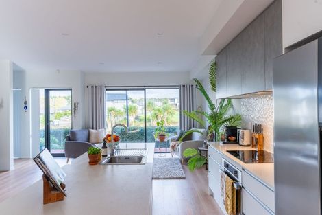 Photo of property in 7a Podgora Avenue, Kumeu, 0810