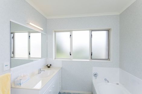 Photo of property in 6 Parkview Place, Riverdale, Gisborne, 4010