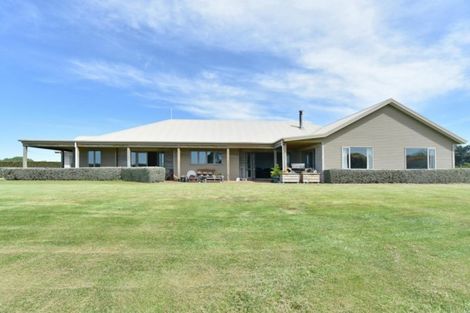 Photo of property in 318 Broad Road, Sefton, 7477