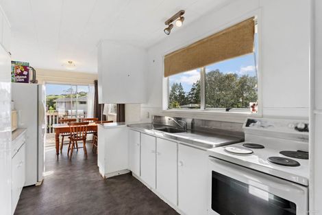 Photo of property in 11 Murillo Place, Henderson, Auckland, 0612